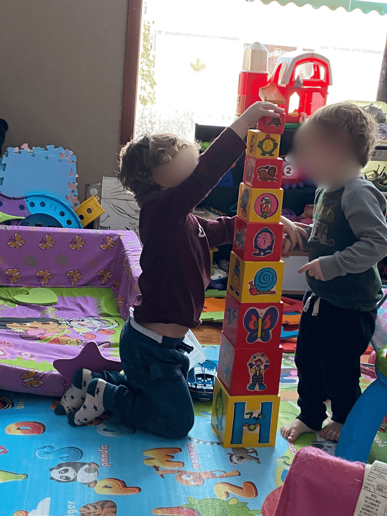 Block tower engineers
